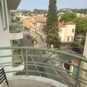 appartement-centre-du-village-cassis.fr-provencehotel.com/